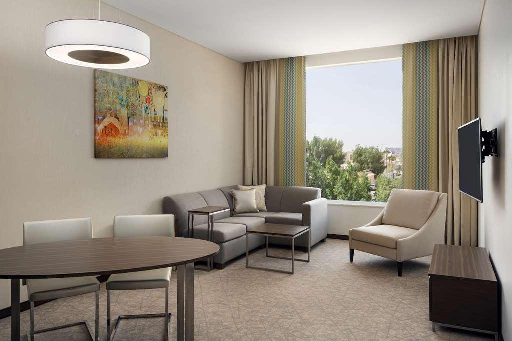 Hyatt Place Riyadh Sulaimania Стая снимка